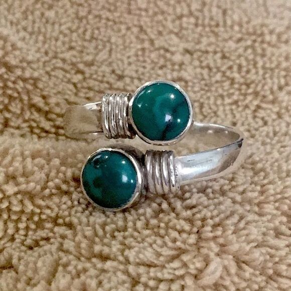 VINTAGE Green Turquoise Sterling Silver Bypass Ring Sz 9.5 - Picture 8 of 8